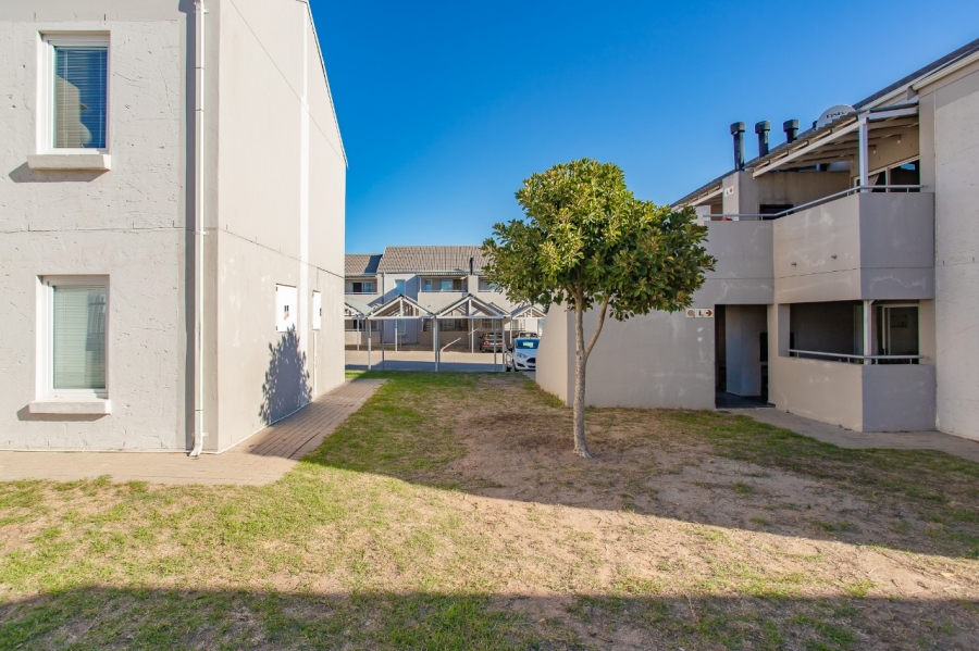 To Let 3 Bedroom Property for Rent in Klein Drakenstein Western Cape